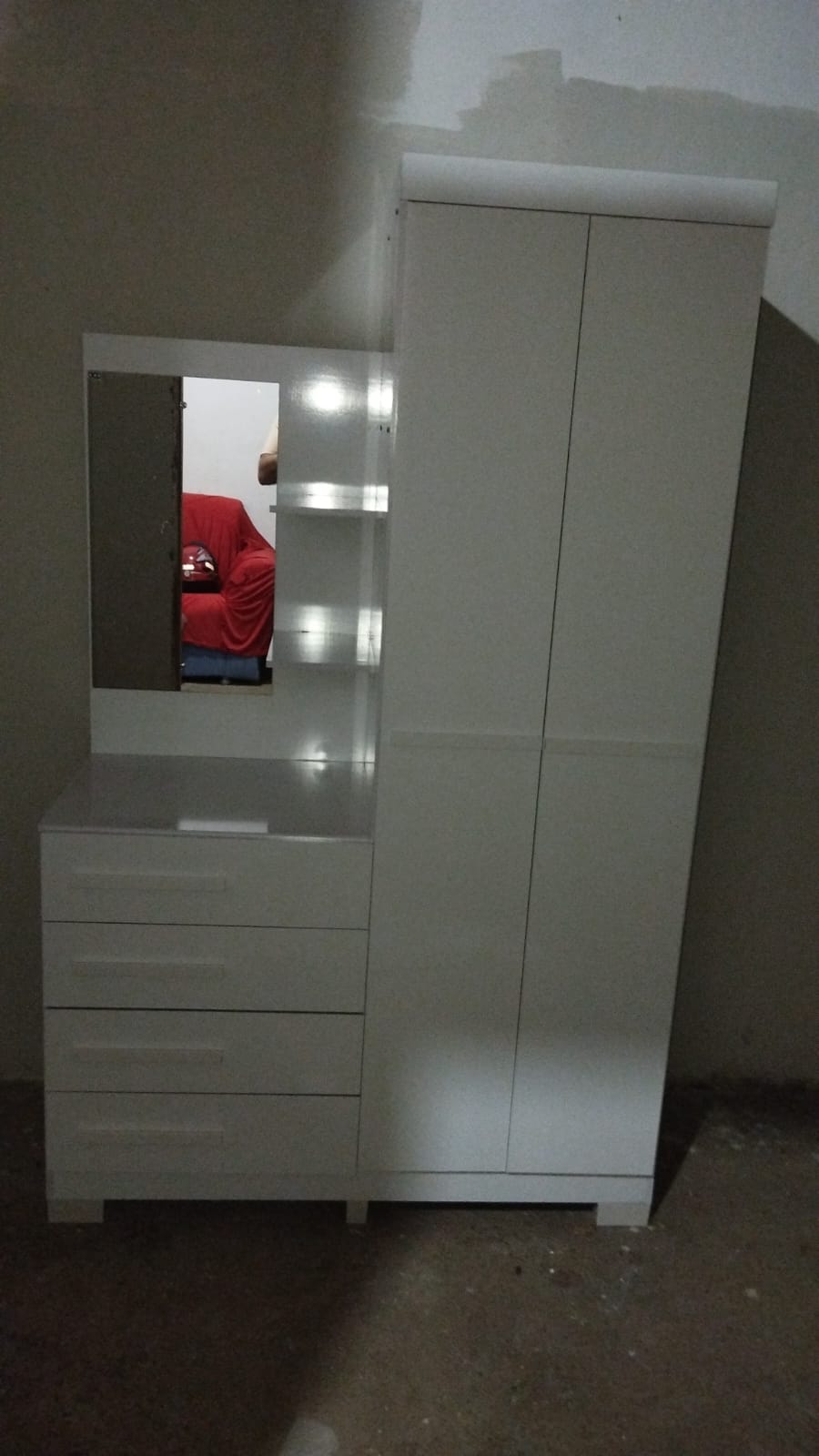 Montagem de móveis com fixação segura pela Isaque Soluções